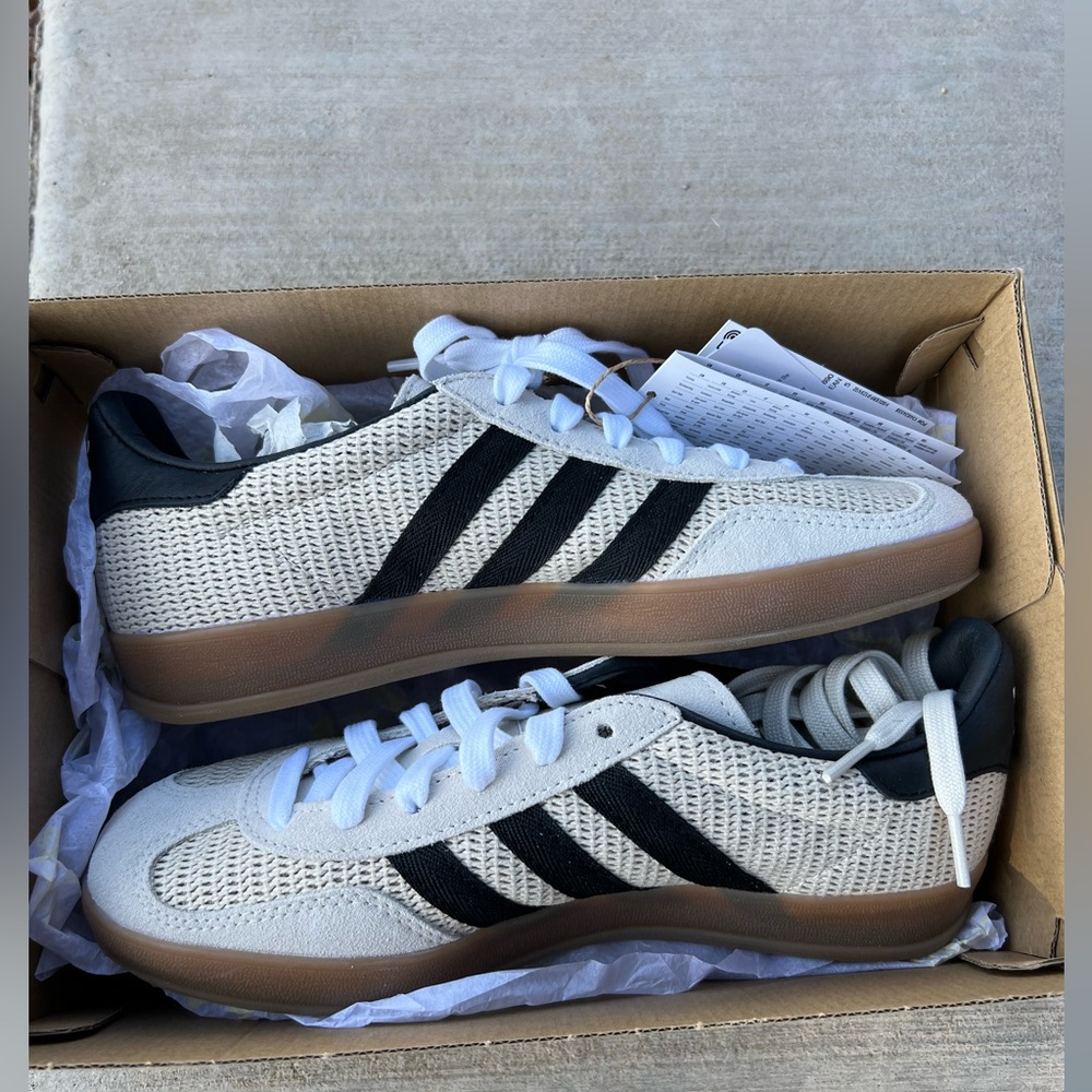 Adidas gazelle sneakers